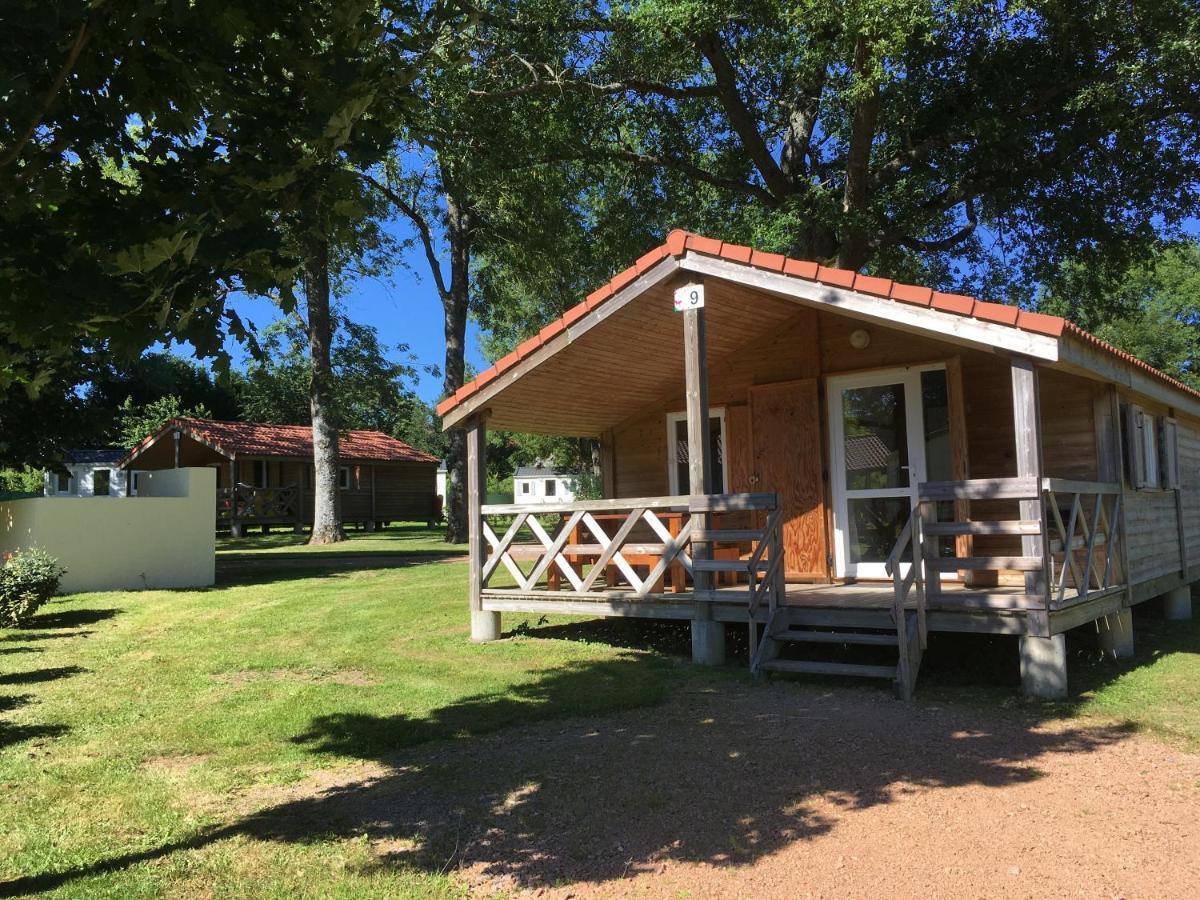 Camping Des Papillons Lalizolle エクステリア 写真